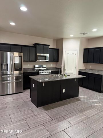 14470 Jasmin Maribel Drive, El Paso, TX 79938