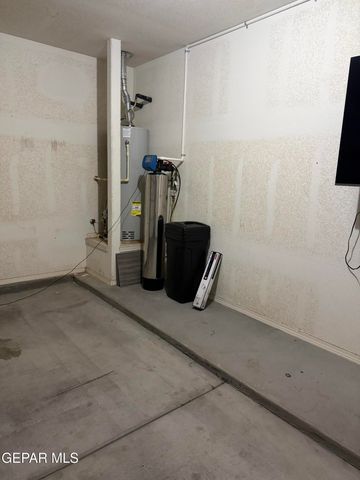 14470 Jasmin Maribel Drive, El Paso, TX 79938