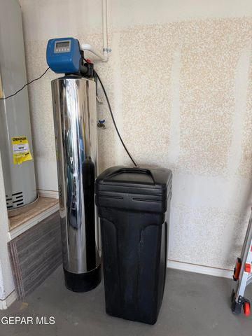 14470 Jasmin Maribel Drive, El Paso, TX 79938