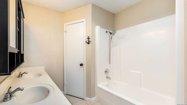 9250 Ridge Breeze, San Antonio, TX 78250