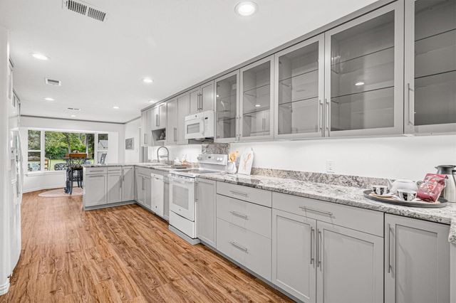16008 Lutheran School Road, Tomball, TX 77377