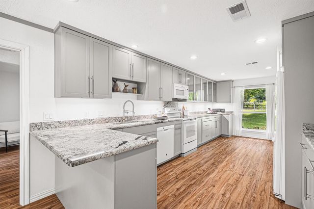 16008 Lutheran School Road, Tomball, TX 77377