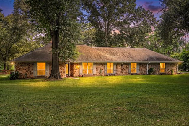 16008 Lutheran School Road, Tomball, TX 77377