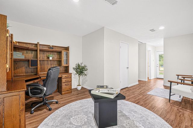 16008 Lutheran School Road, Tomball, TX 77377