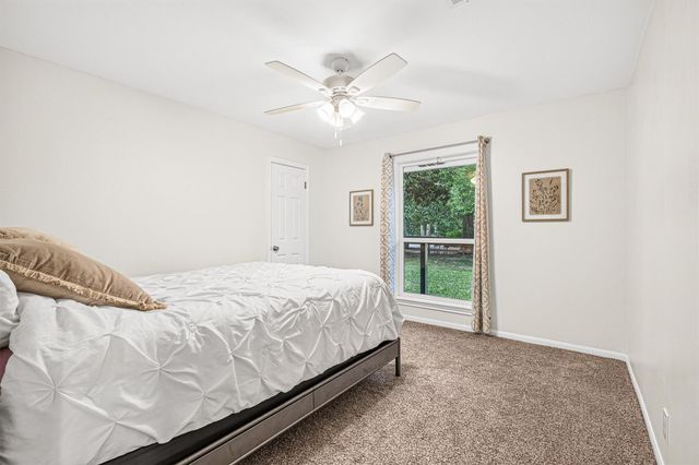 16008 Lutheran School Road, Tomball, TX 77377