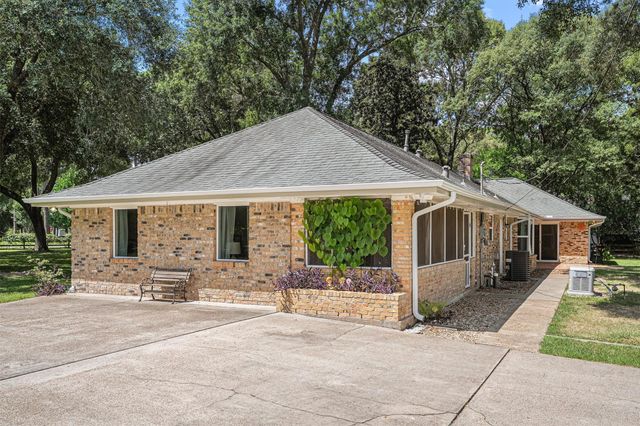 16008 Lutheran School Road, Tomball, TX 77377