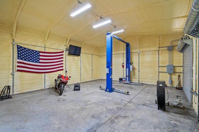 16008 Lutheran School Road, Tomball, TX 77377