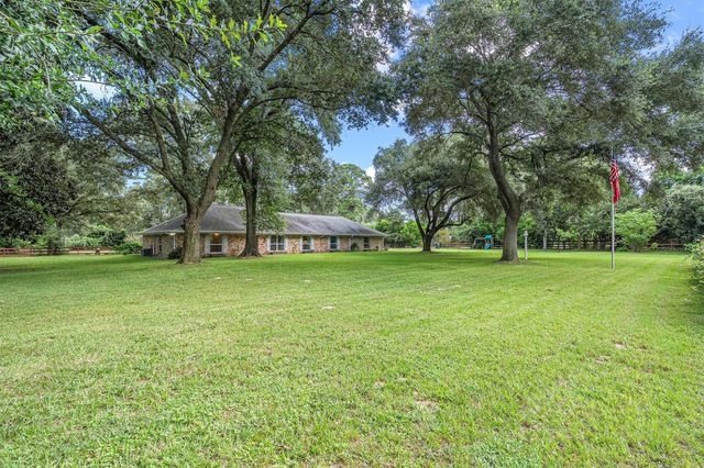 16008 Lutheran School Road, Tomball, TX 77377