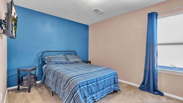 6919 Tree Line Avenue NW, Albuquerque, NM 87114