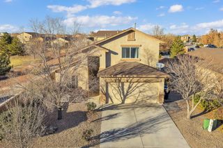 6919 Tree Line Avenue NW, Albuquerque, NM 87114