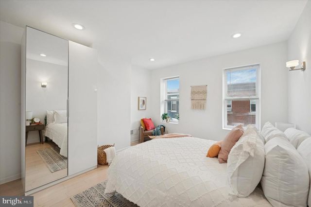 1743 PIERCE ST, Philadelphia, PA 19145