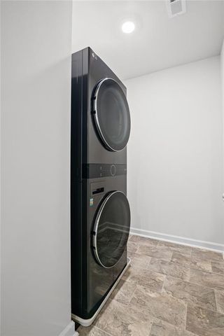 312 Deer Run Drive, Dallas, GA 30132