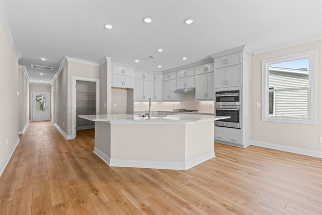 522 6th Ave. S, North Myrtle Beach, SC 29582