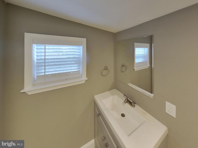 3017 LAVENDER AVE, Parkville, MD 21234