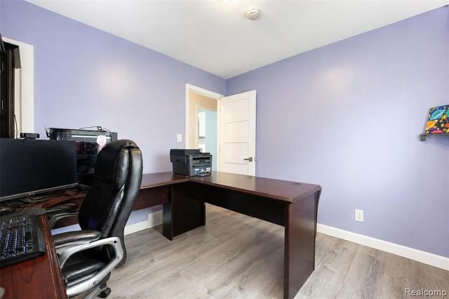 32612 Dover Street, Garden City, MI 48135