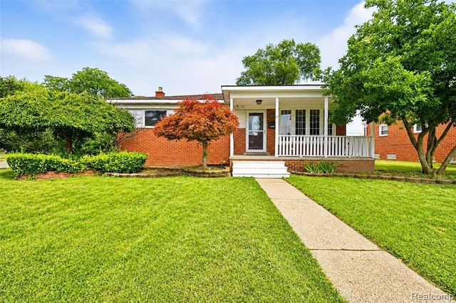 32612 Dover Street, Garden City, MI 48135
