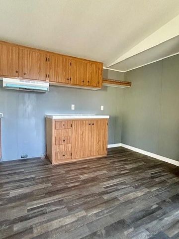 407 Road 5105, Cleveland, TX 77327