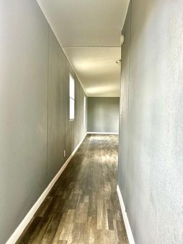 407 Road 5105, Cleveland, TX 77327