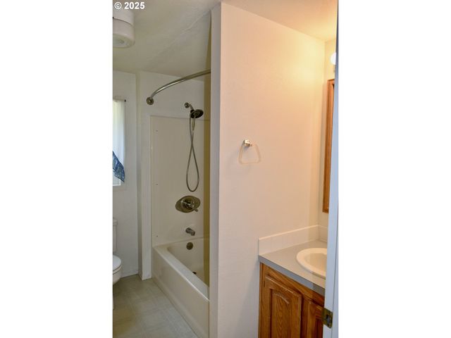 42065 VISTA Dr, Port Orford, OR 97465