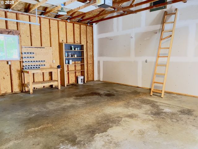 42065 VISTA Dr, Port Orford, OR 97465