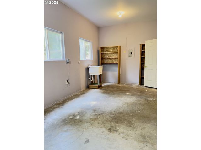 42065 VISTA Dr, Port Orford, OR 97465
