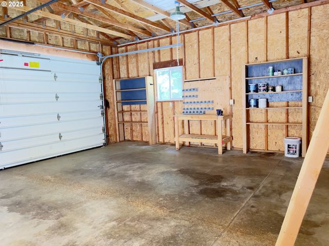 42065 VISTA Dr, Port Orford, OR 97465