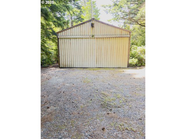 42065 VISTA Dr, Port Orford, OR 97465