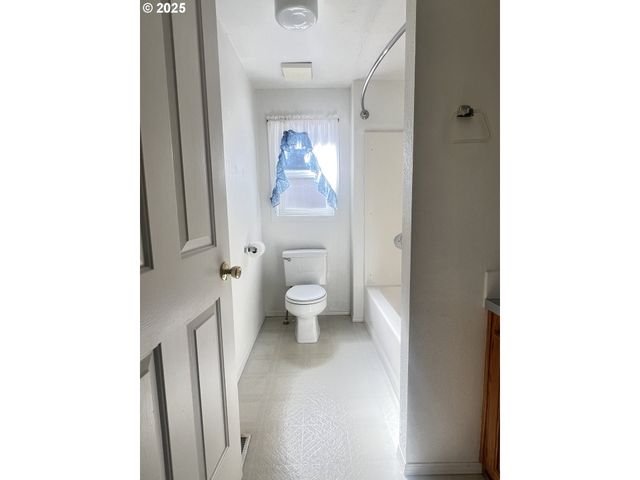 42065 VISTA Dr, Port Orford, OR 97465