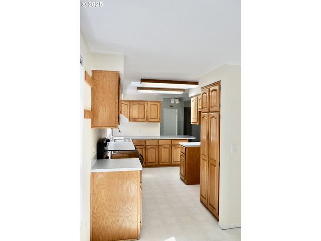 42065 VISTA Dr, Port Orford, OR 97465