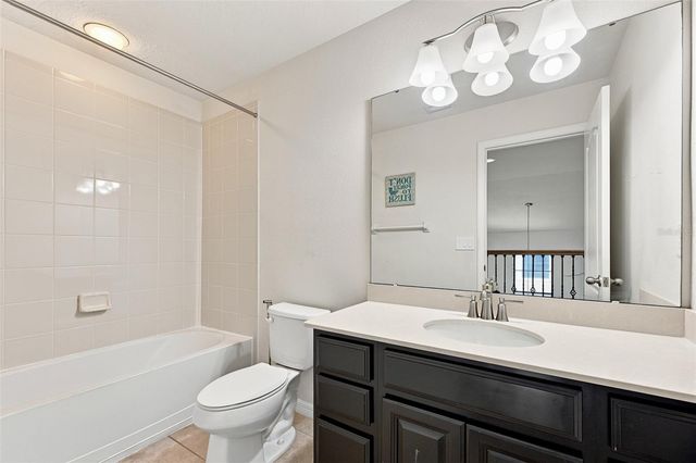 5156 BAY ISLE CIRCLE, Clearwater, FL 33760