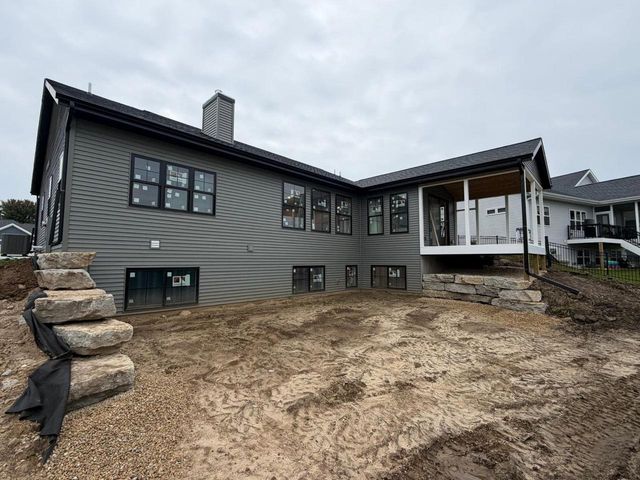 1009 Ziegler Drive, Waunakee, WI 53597