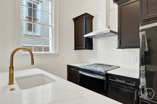 105 E Gwinnett Street 1, Savannah, GA 31401