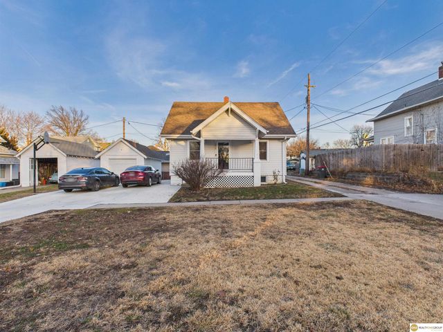 1216 S 7th Street, Lincoln, NE 68502