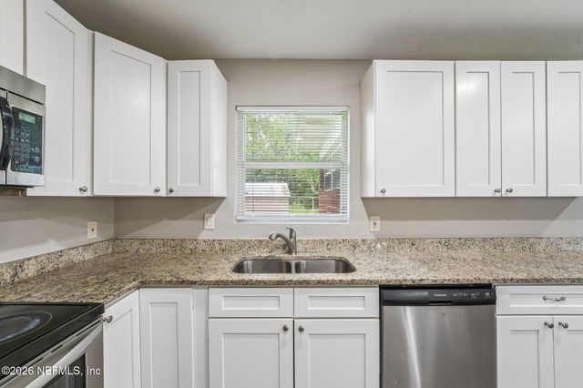 6557 LOU Drive N, Jacksonville, FL 32216