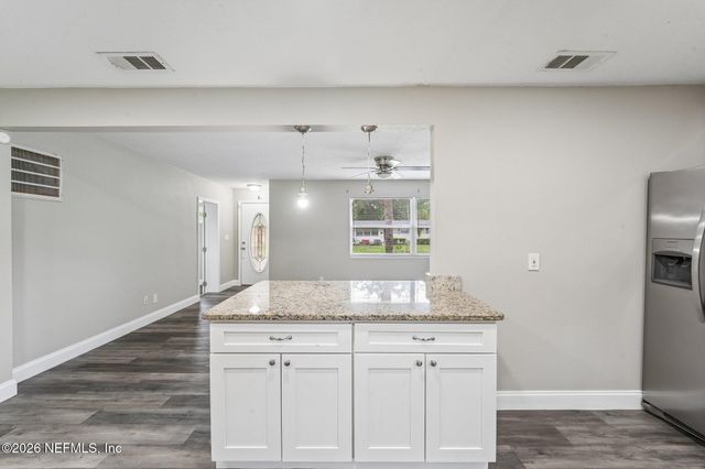6557 LOU Drive N, Jacksonville, FL 32216