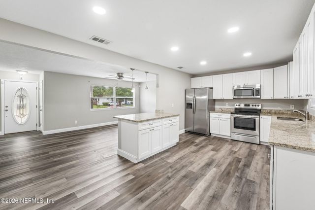 6557 LOU Drive N, Jacksonville, FL 32216
