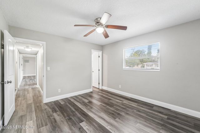6557 LOU Drive N, Jacksonville, FL 32216