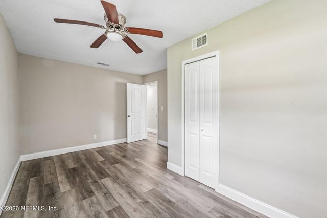 6557 LOU Drive N, Jacksonville, FL 32216