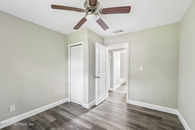 6557 LOU Drive N, Jacksonville, FL 32216