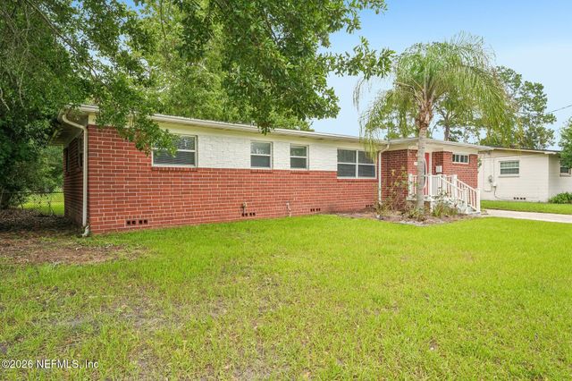 6557 LOU Drive N, Jacksonville, FL 32216
