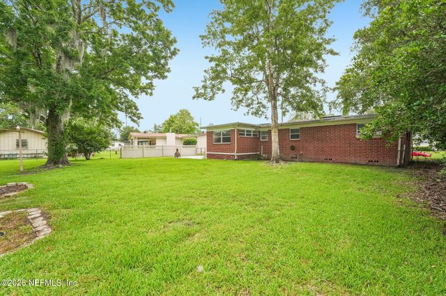 6557 LOU Drive N, Jacksonville, FL 32216