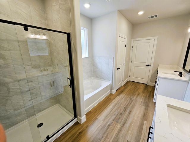 116 Pine Point CV, Elgin, TX 78621