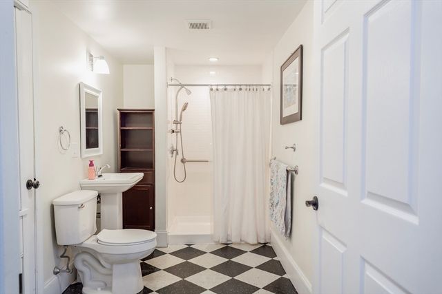 64 Bridge Street, Fairhaven, MA 02719