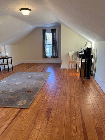 64 Bridge Street, Fairhaven, MA 02719