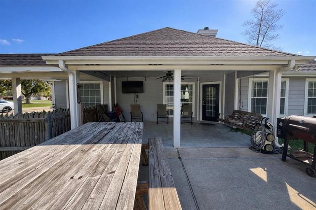 2745 Bay Forest Drive, Westlake, LA 70669