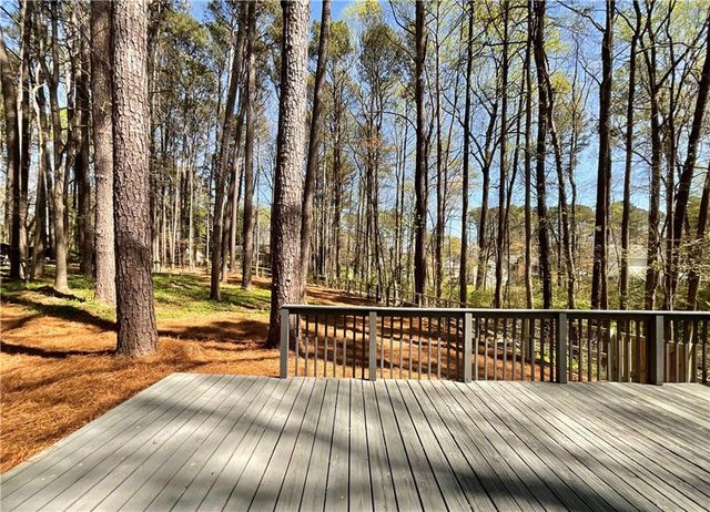 202 Crabapple Lane, Powder Springs, GA 30127