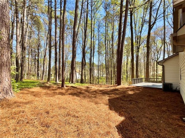 202 Crabapple Lane, Powder Springs, GA 30127