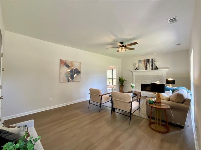 202 Crabapple Lane, Powder Springs, GA 30127