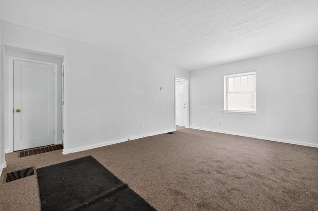 3268 Mcguffey Road, Columbus, OH 43224