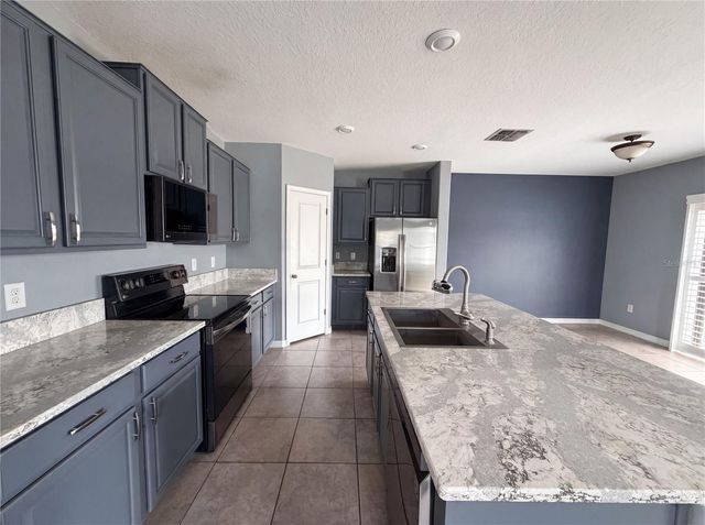 11126 HUDSON HILLS LANE, Riverview, FL 33579